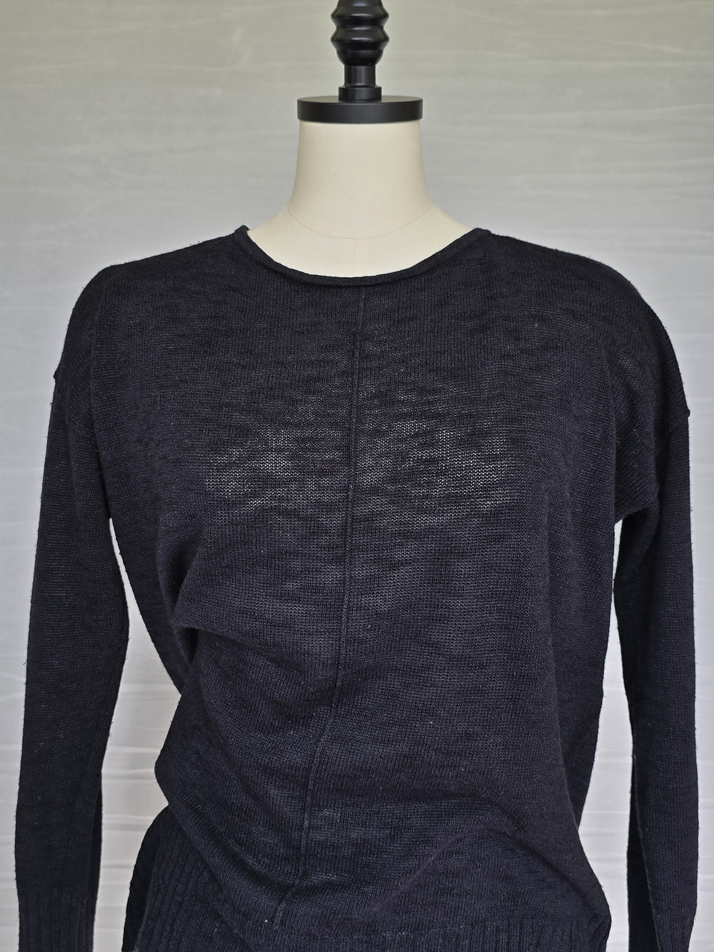 Banana Republic Women’s Knit Pullover Sweater Crew Neck Long Sleeve Black L